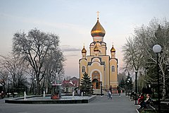 クイビシェフスキー地区Kuibyshev Raion(Kuibyshevskyi District)/(Куйбишевський район)の街並み(聖ウラジーミル教会)